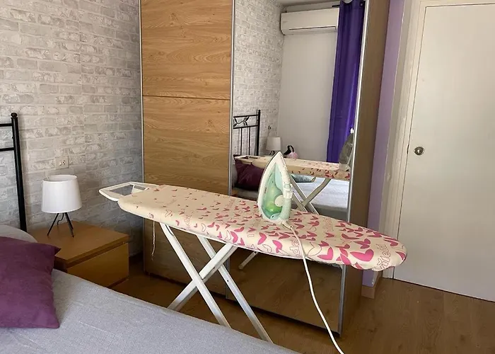 Fantastico Piso Con Piscina En Corazon De Fenals Lloret de Mar