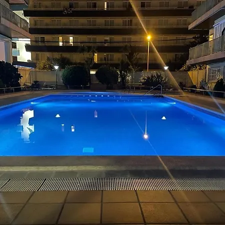 Fantastico Piso Con Piscina En Corazon De Fenals * Lloret de Mar