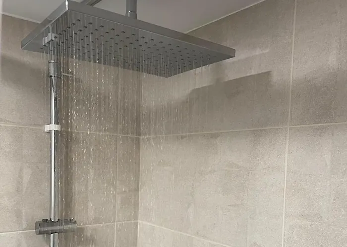 Fantastico Piso Con Piscina En Corazon De Fenals * 滨海略雷特