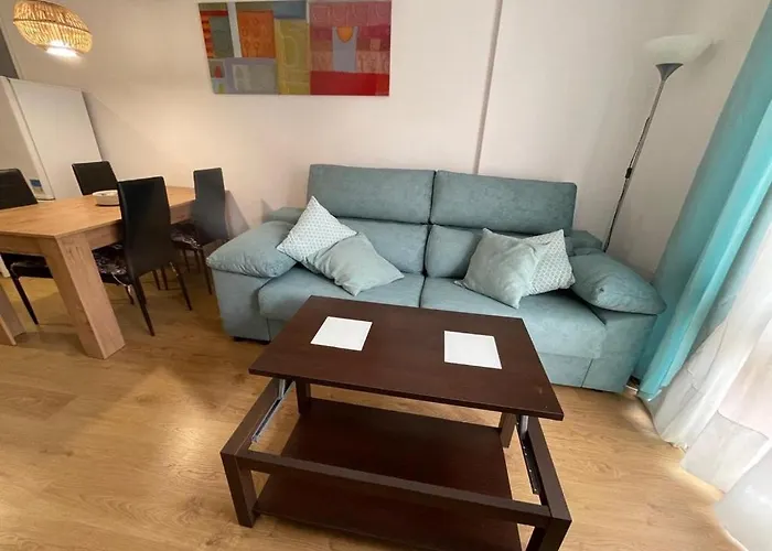 Fantastico Piso Con Piscina En Corazon De Fenals 滨海略雷特