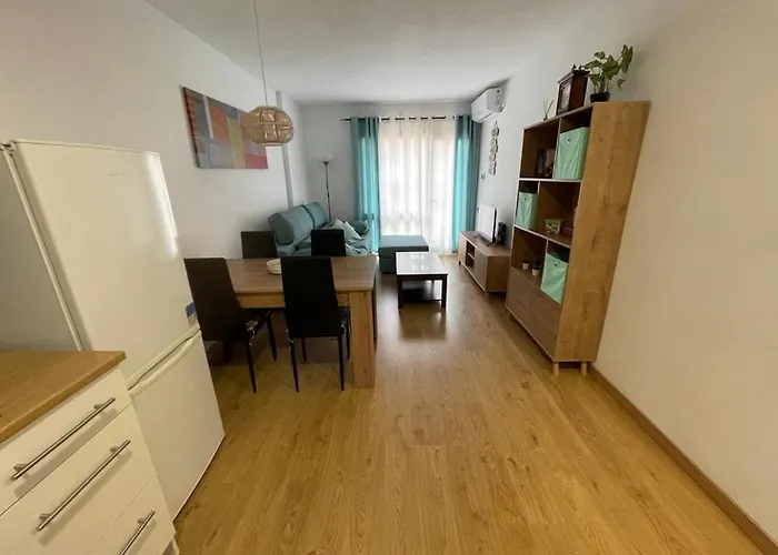 Fantastico Piso Con Terraza En Corazón De Fenals * Lloret de Mar