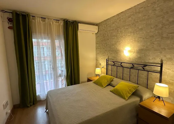 Fantastico Piso Con Terraza En Corazón De Fenals Apartamento *