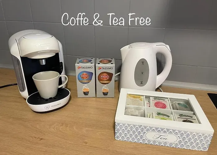 Fantastico Piso Con Piscina En Corazon De Fenals アパート